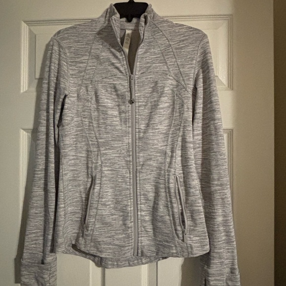 Lululemon Define jacket, size 8 - Picture 1 of 3